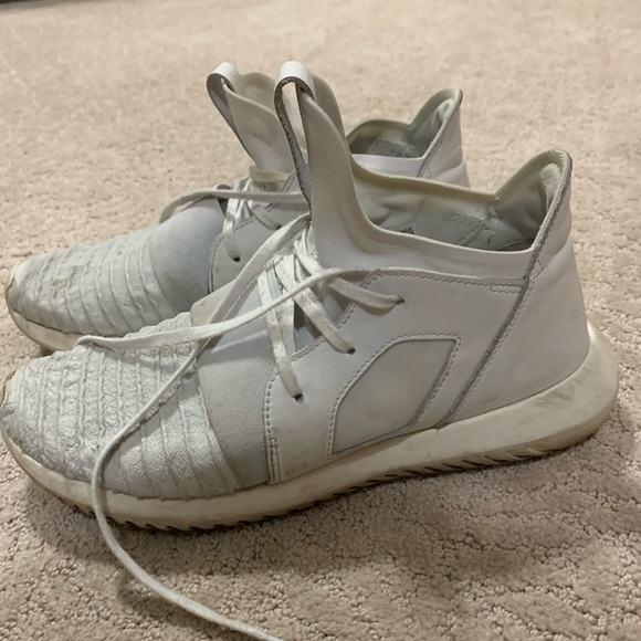 Adidas - Picture 1 of 3